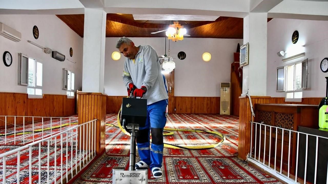 Fethiye’de ibadethaneler temizleniyor