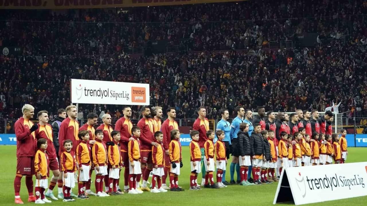 Trendyol Süper Lig: Galatasaray: 0 - Gaziantep FK: 0 (Maç devam ediyor)