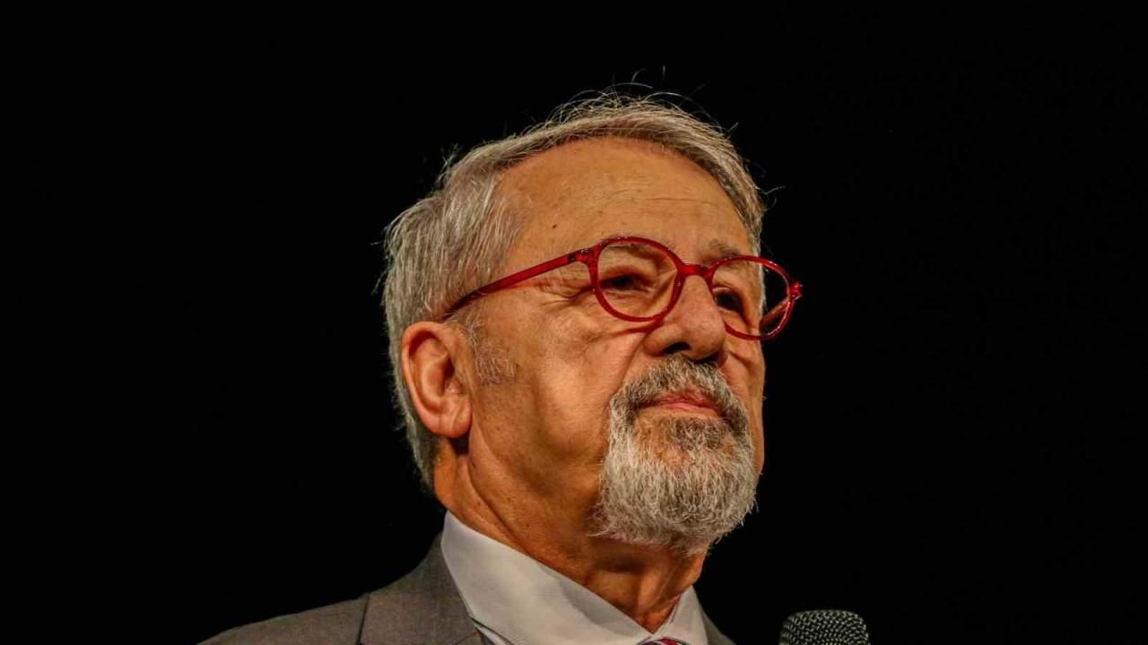 Naci Görür o bölgeyi uyardı: En az 7.4 büyüklüğünde deprem olabilir Prof. Dr. Naci Görür: "Deprem siyaset üstüdür” - Gazete Rize / Rize Haber /  Son Dakika Rize Haberleri