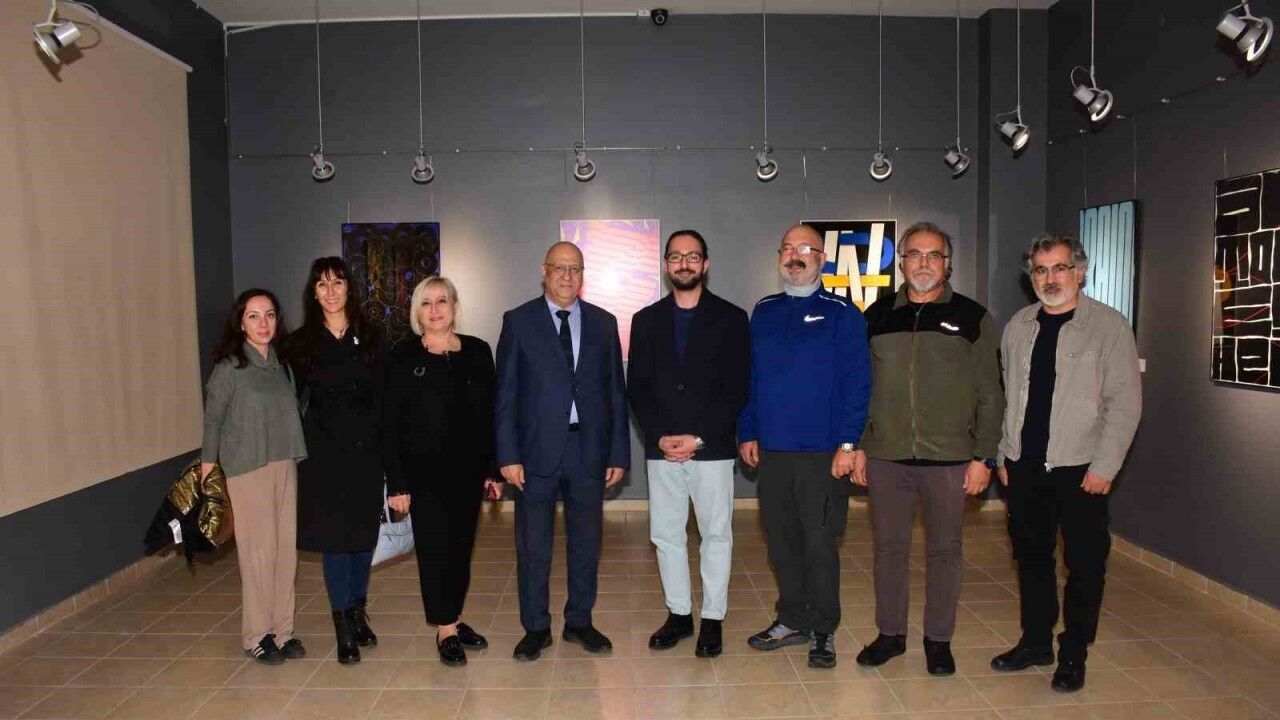 İletişim Bilimleri Fakültesi’nde ’Type&Art Poster Sergisi’ açıldı