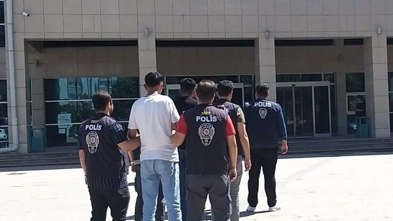 Kilis’te siber suçlara yönelik operasyon: 7 tutuklama