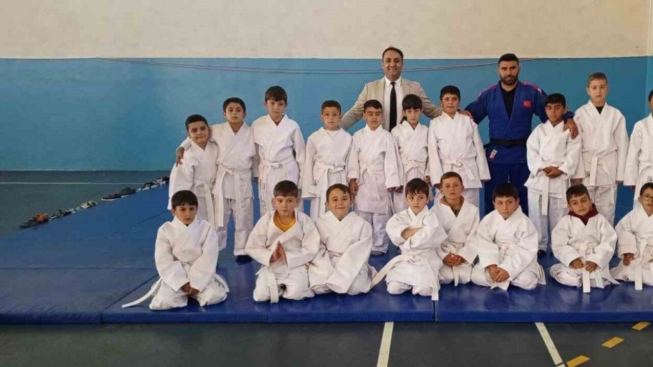 Hınıs’ta judo atağı