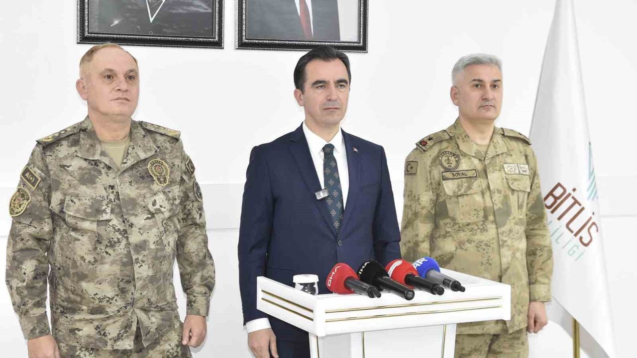 Vali Karakaya, 2025 yılında Bitlis'te yaşanan asayiş olaylarını değerlendirildi