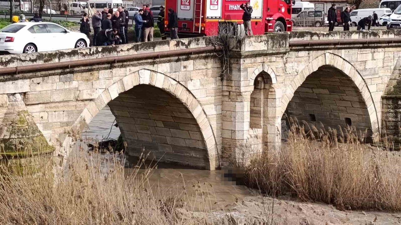 Lüleburgaz'da dere yatağında ceset bulundu