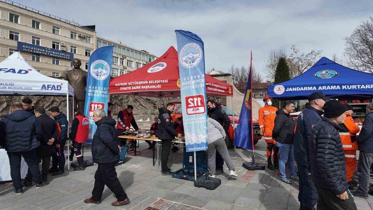 Büyükşehir'den Deprem Haftası'nda bilinçlendirme atağı