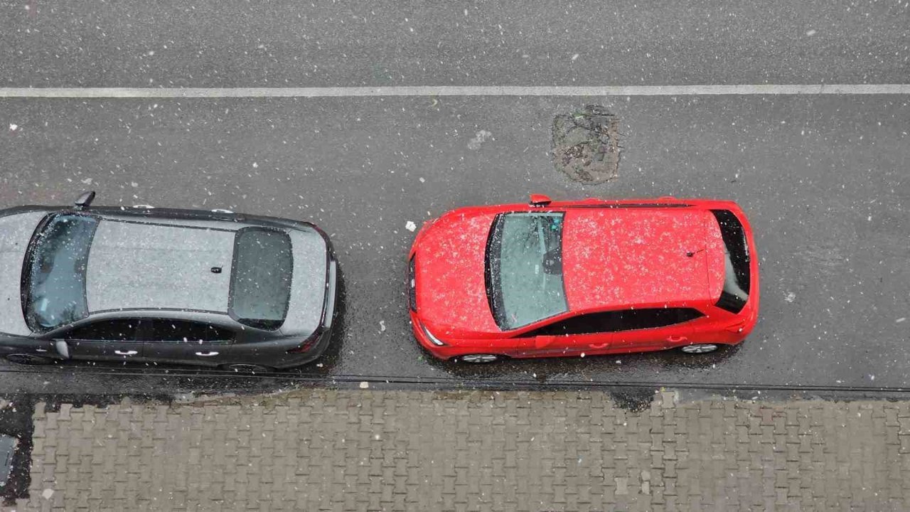 Bitlis'te dolu yağışı