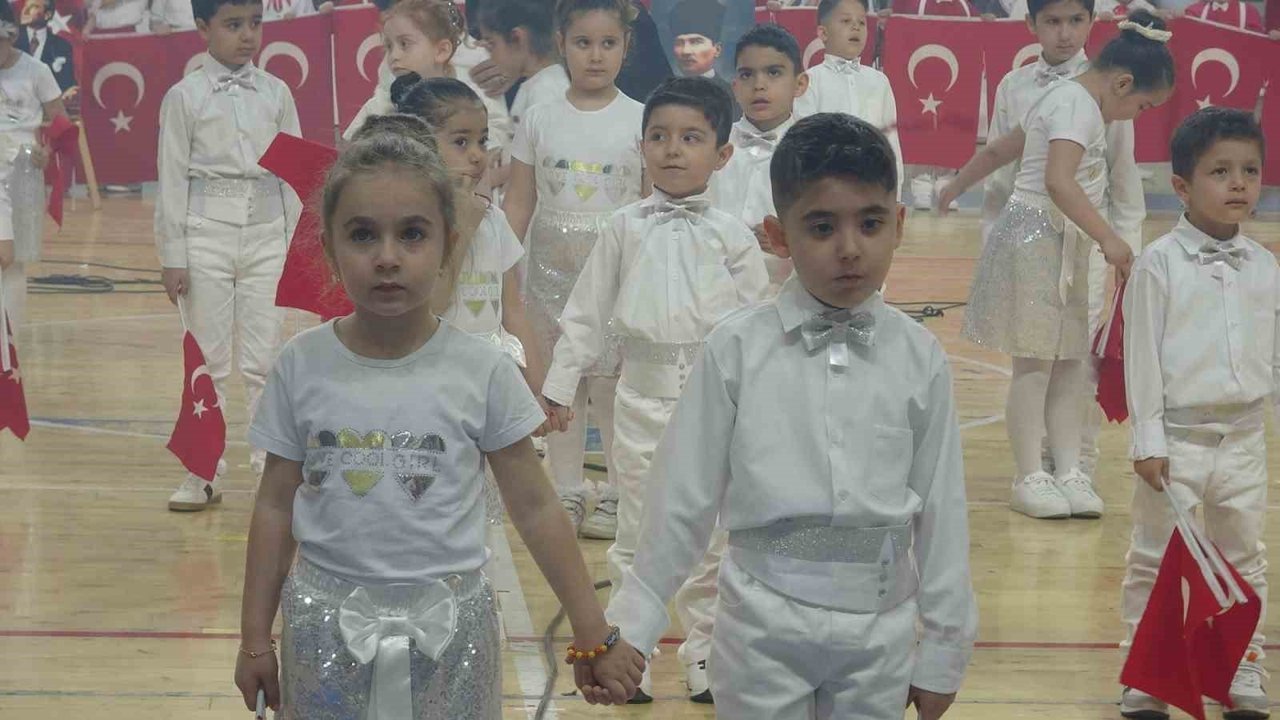 Kilis'te 23 Nisan coşkusu