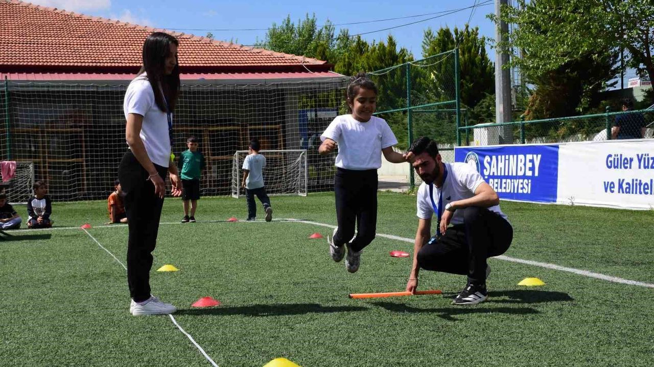 Dünya Çocuk Atletizm Günü'nde 200 çocuk sporla buluştu