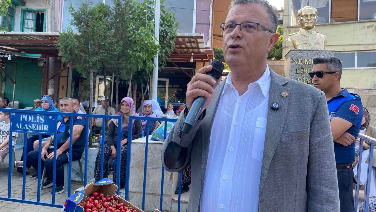 Alaşehir'in en güzel kirazı seçildi
