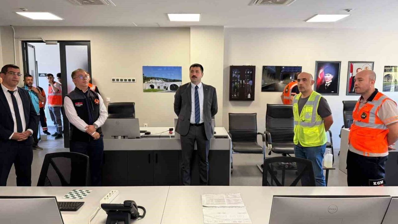 Assos Tüneli'nde trafik kazası tatbikatı