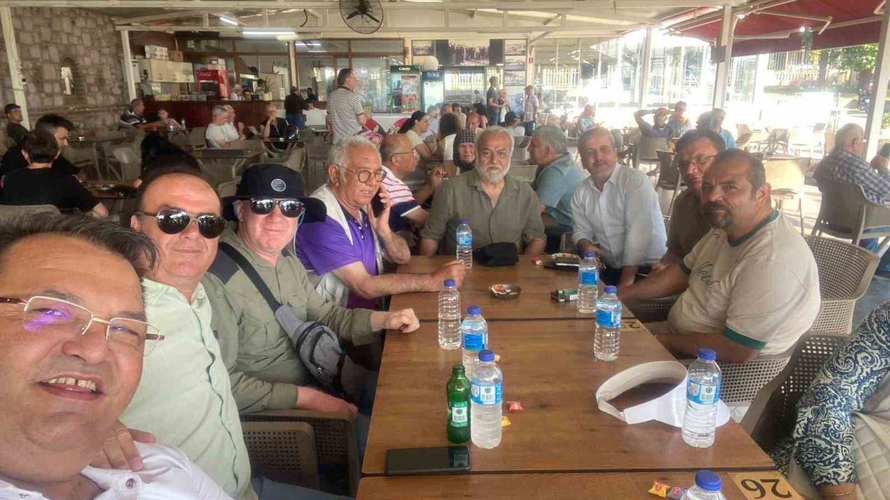 Balıkesir basınından Ayvalık'a çıkartma