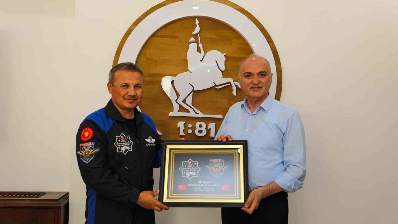 Başkan Özlü, Türkiye'nin ilk astronotunu ağırladı