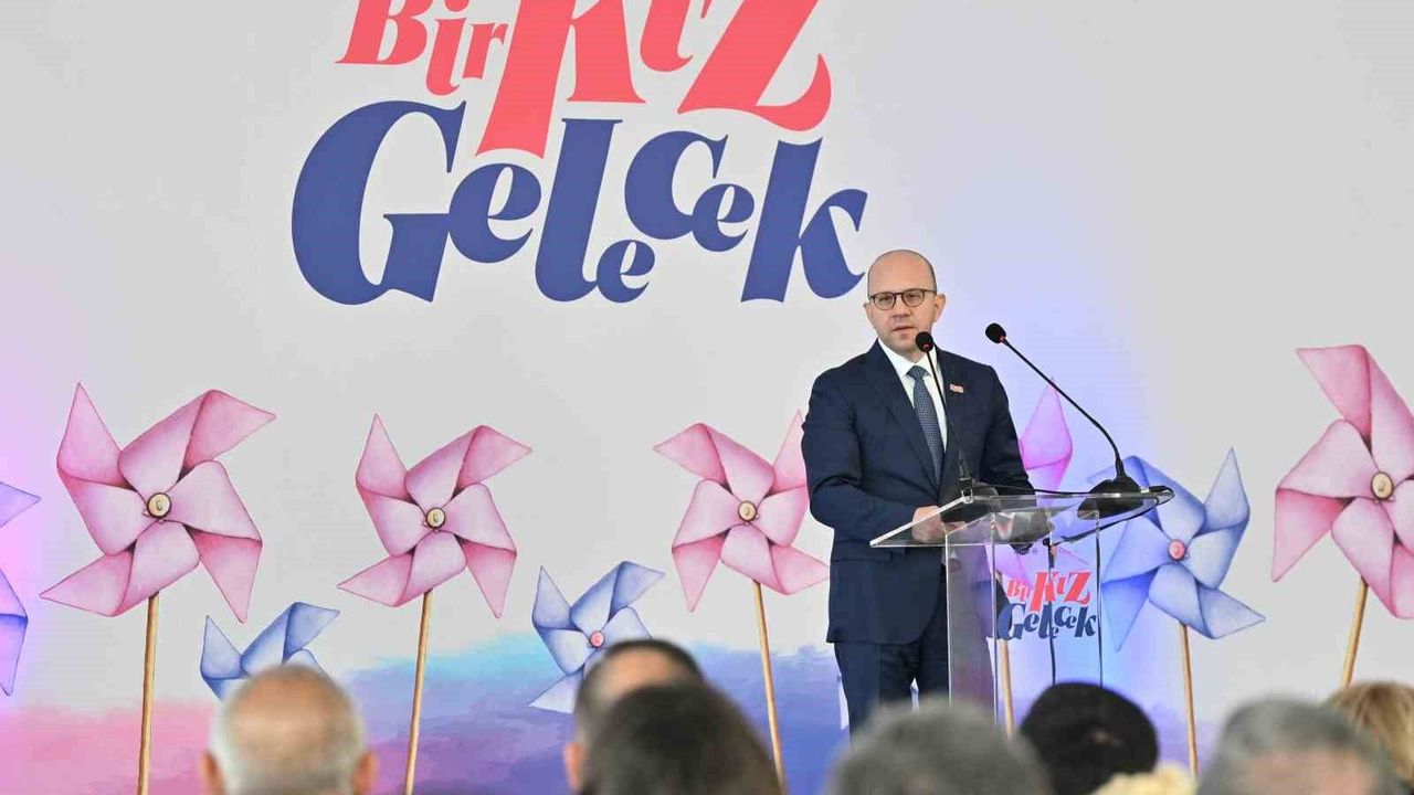 'Bir Kız Gelecek' programı kapsamında Bolluca'da inşa edilen