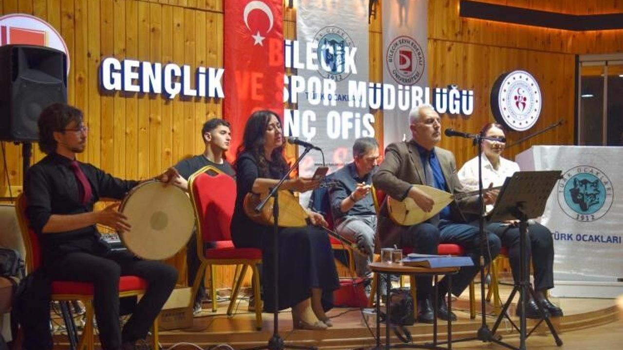 BŞEÜ'de 'Türk Töresinde Kadın' söyleşisi ve 'Türkülerle Bile