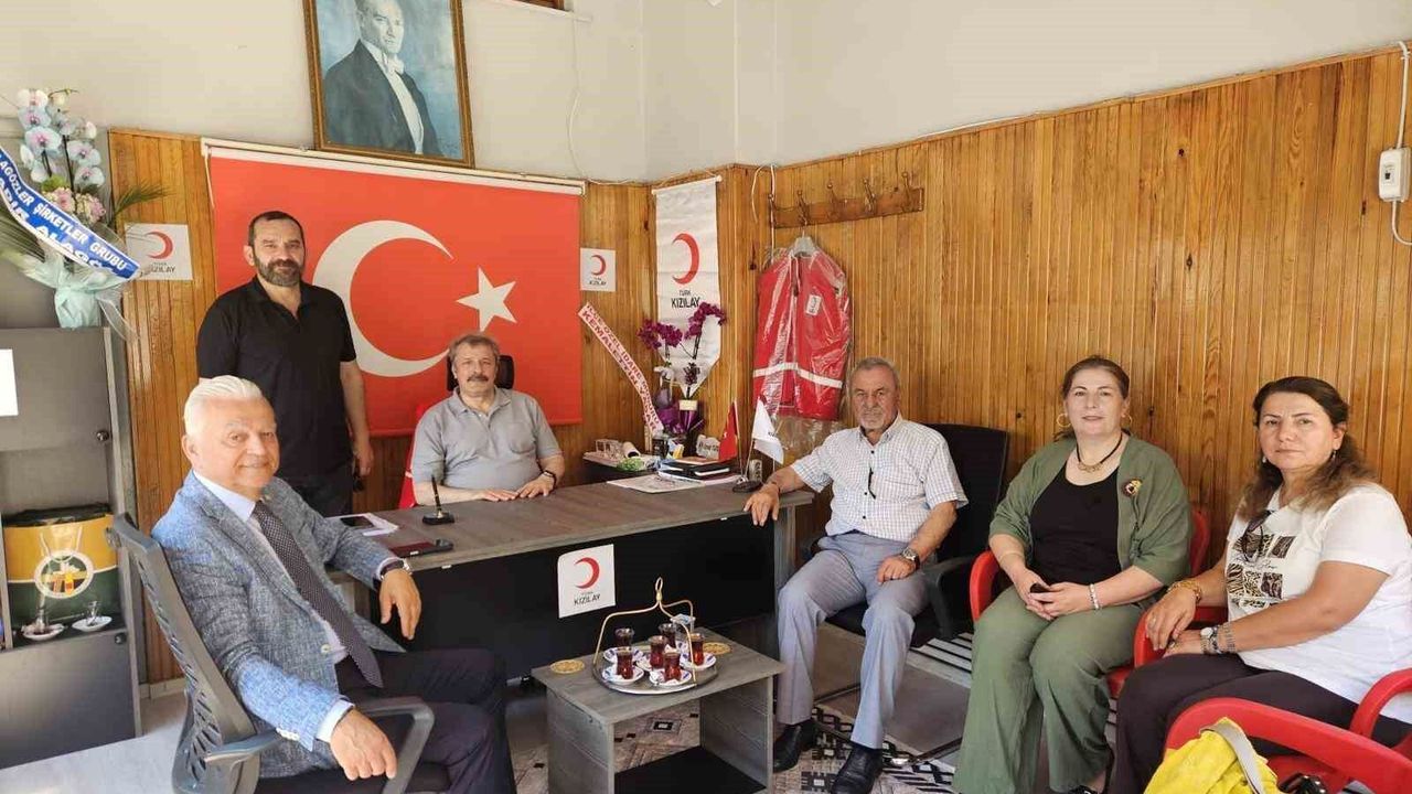 Çaycuma Kent Konseyi'nden Kızılay Şubesine Ziyaret