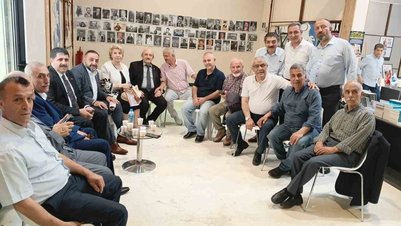 ERKON'un Erzurum günleri İstanbul'a kitap ve mizahla iz bıra