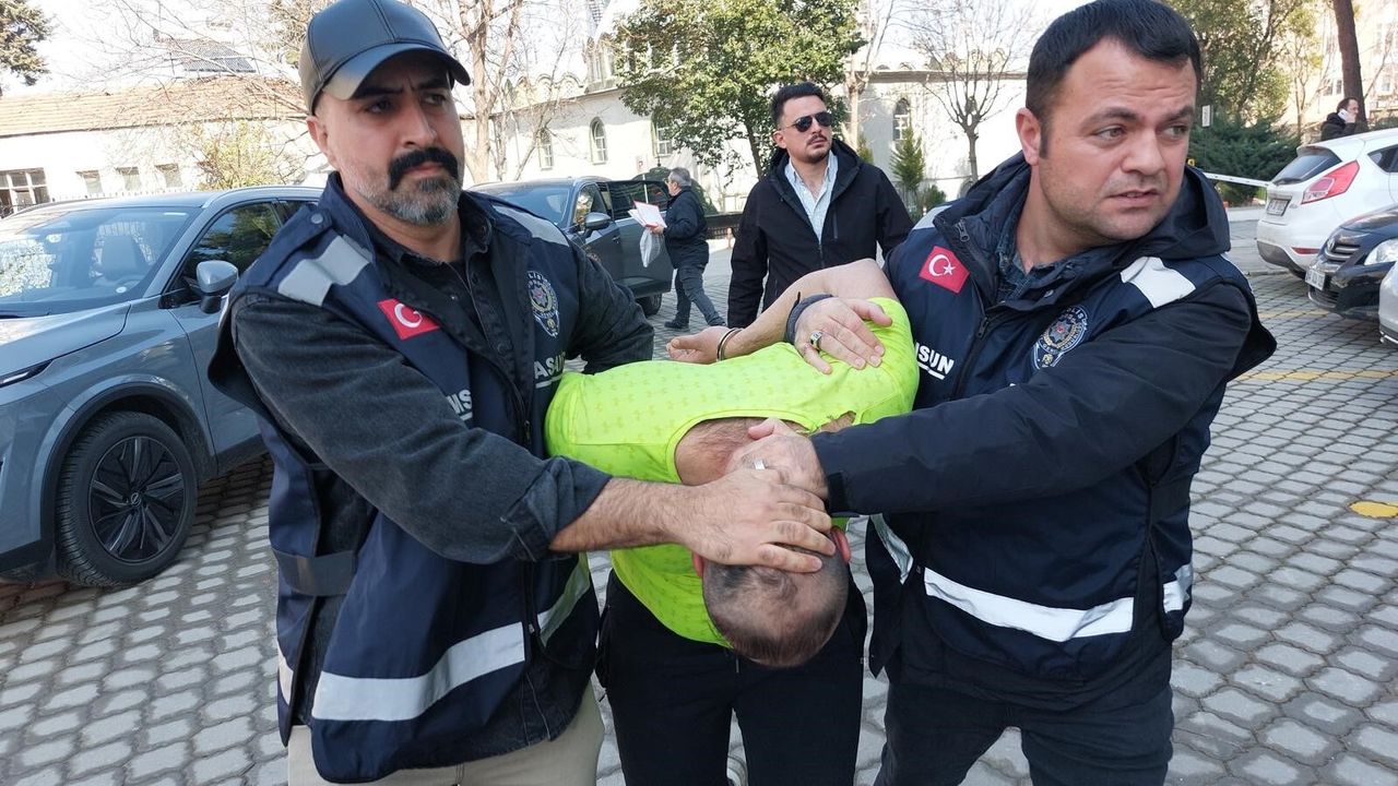 Eski eşinin dedesini öldürüp 4 gün bodrumda saklay