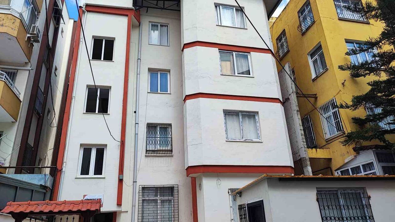 İcra müdür yardımcısı genç kadın düğününe iki ay kala evinde