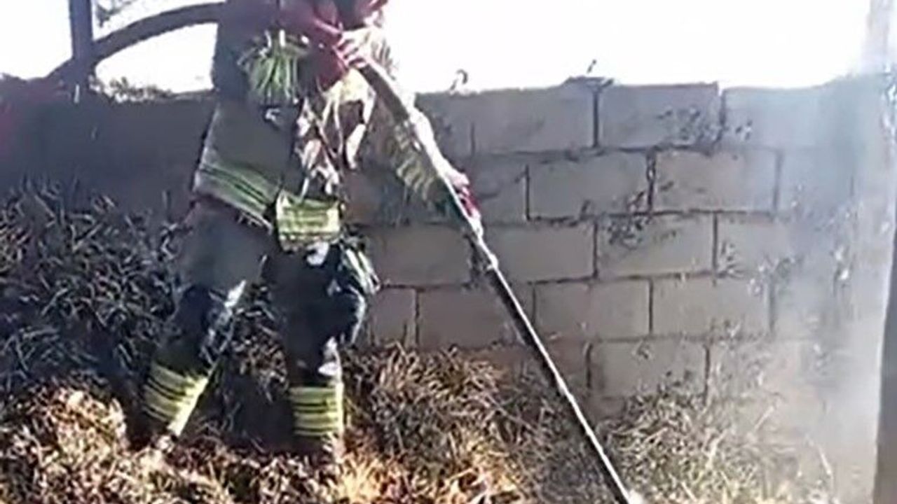 Kahramanmaraş'ta ahır yangını korkuttu