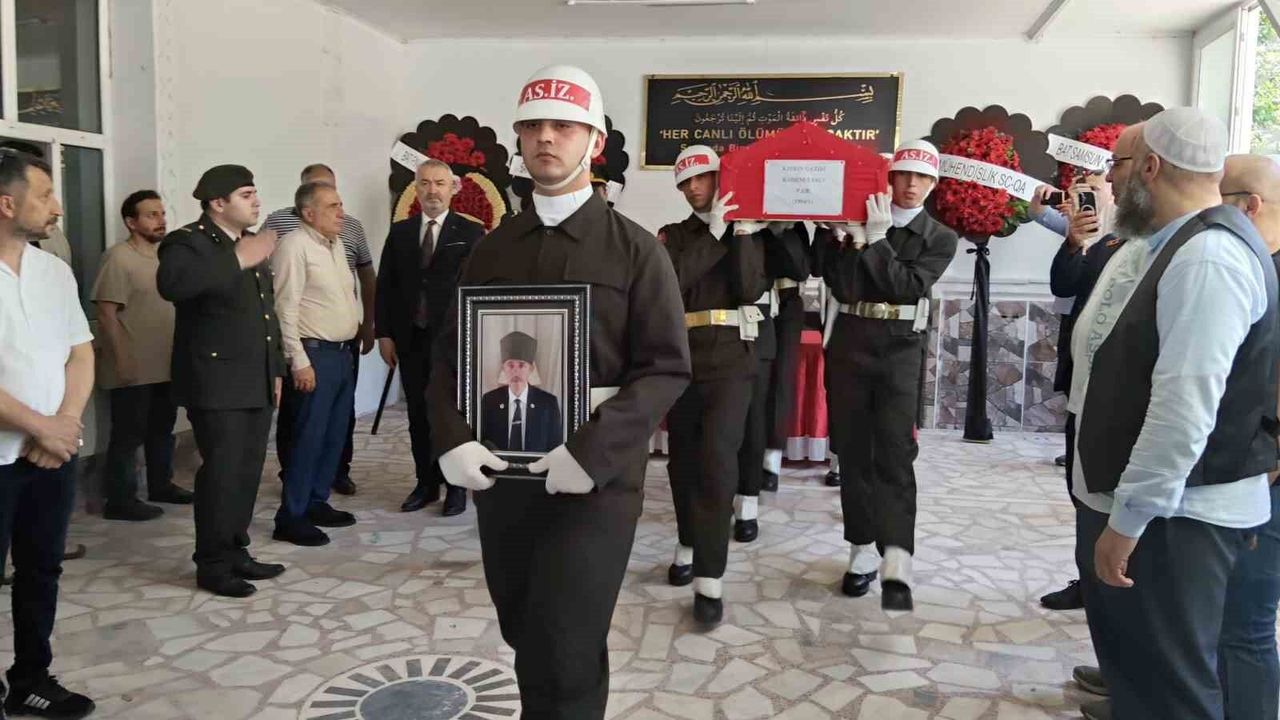 Kıbrıs gazisi Samsun'da askeri törenle son yolculuğuna uğurl