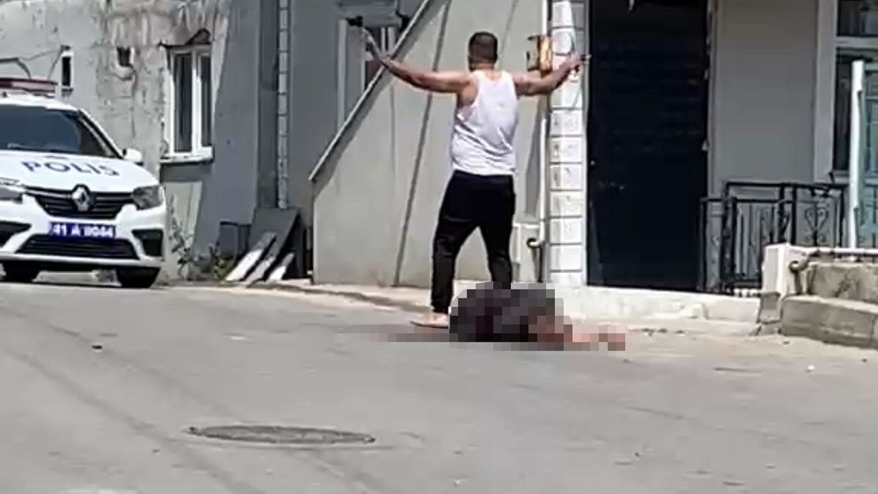 Kocaeli'de 5 çocuk annesi kadın eşi tarafından sokakta defal