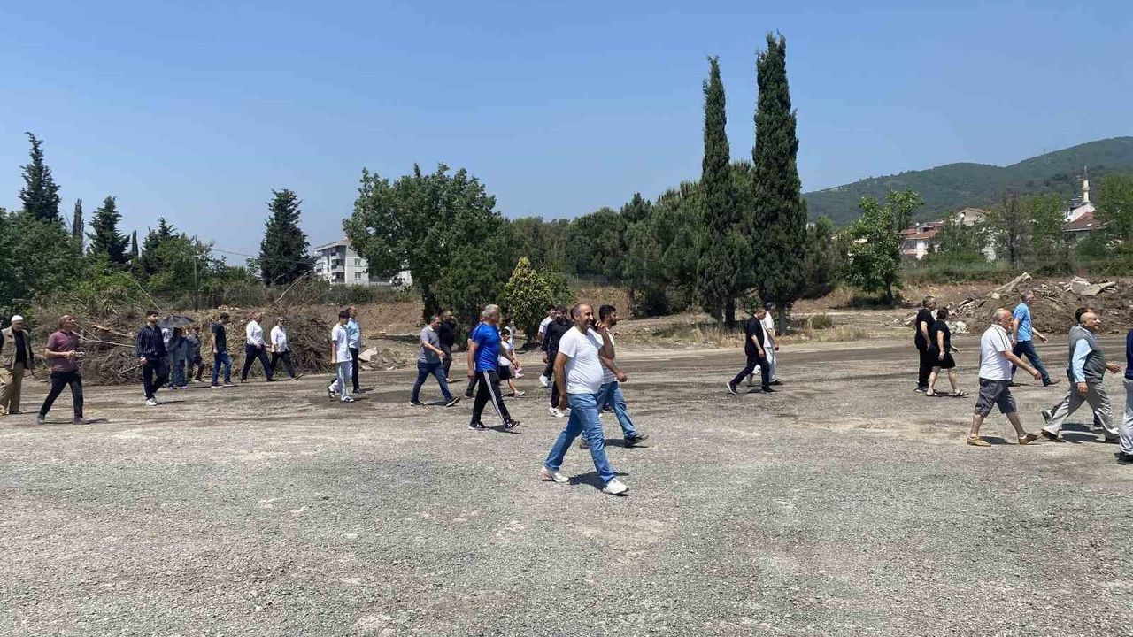 Kocaeli'de tır parkı gerginliği: Vatandaşlar projeye tepkili