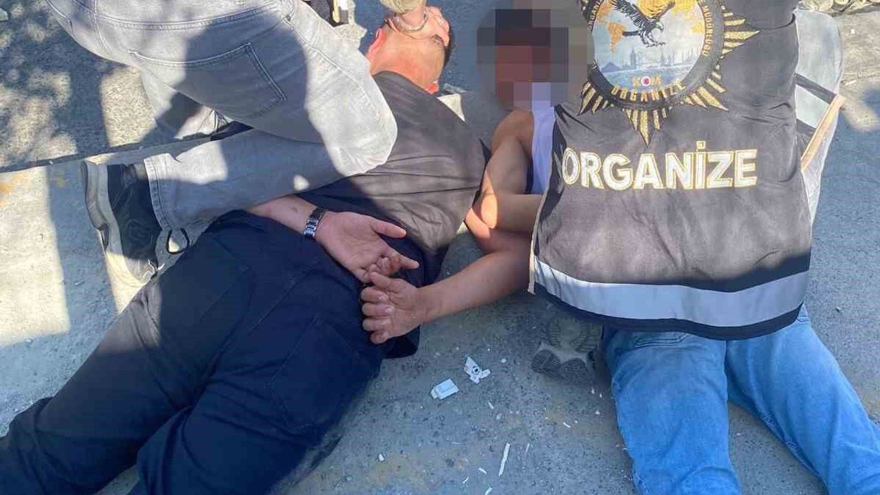 Maltepe'de Otokoç Genel Müdürlüğü'ne saldıran 2 şüpheli yaka
