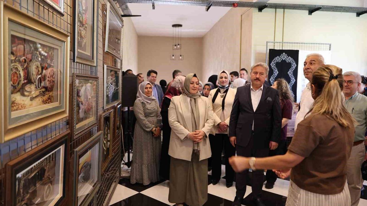 Melikgazi Belediyesi'nin kurslarındaki bir yıllık 
