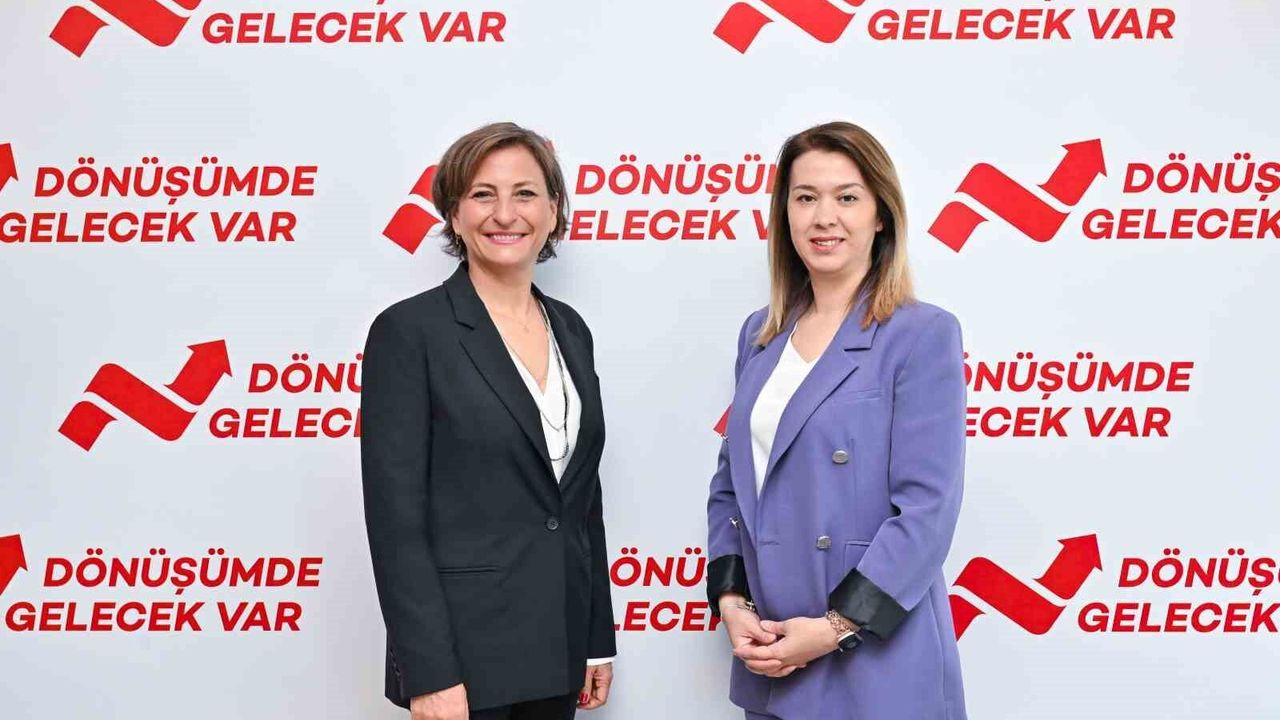 Millî Eğitim Bakanlığı ve Akbank'tan ileri dönüşüm için önem