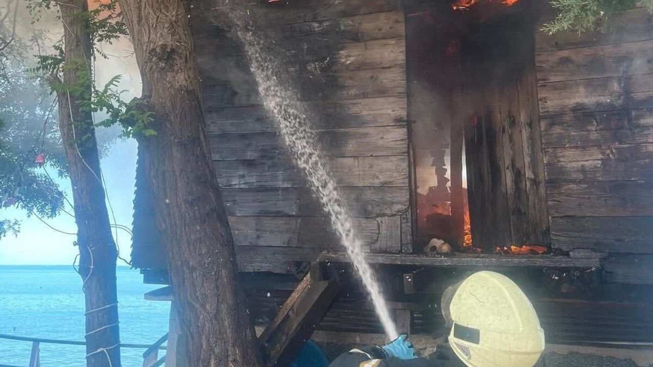 Ordu'da kafe eklentisinde yangın