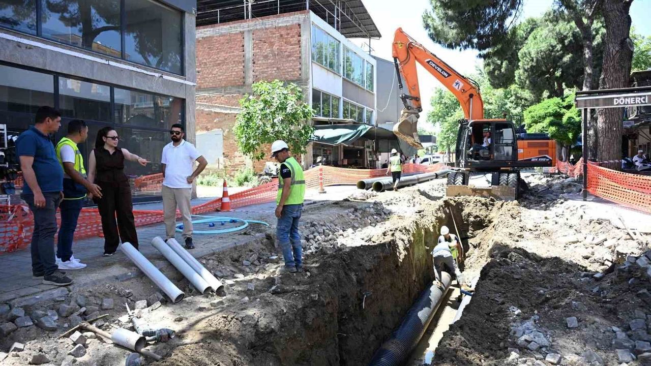 Salihli'nin kalbi baştan aşağı yenileniyor