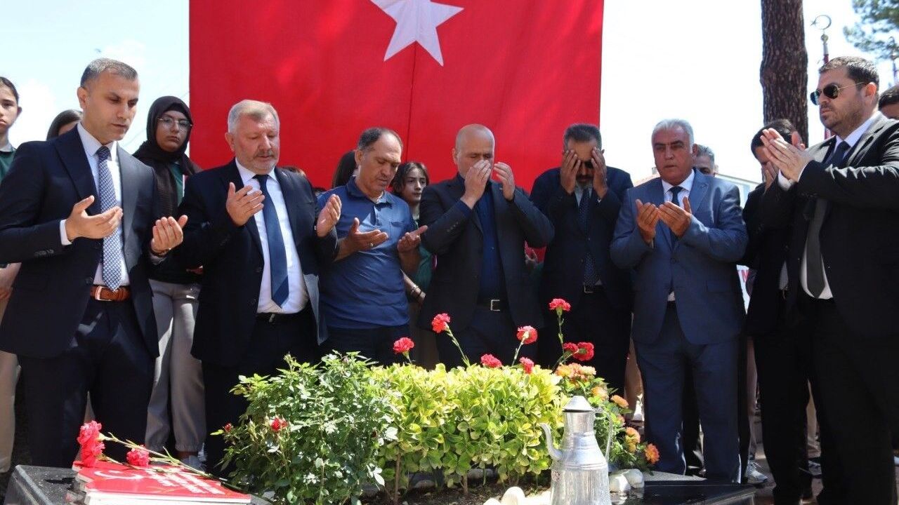Şehit Öğretmen Şenay Aybüke Yalçın şehadetinin 9. yıl dönümü