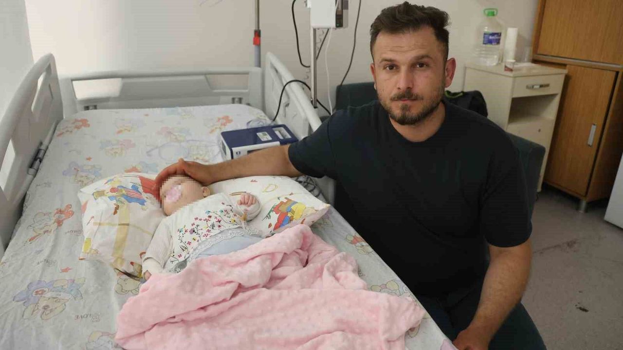 Serum çıkarma işlemi esnasında sargıyla birlikte bebeğin par