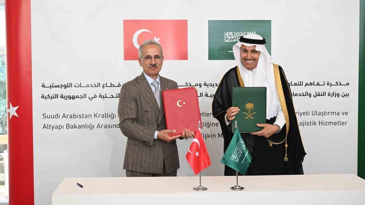 Türkiye ve Suudi Arabistan arasında demiryolu ve lojistik al