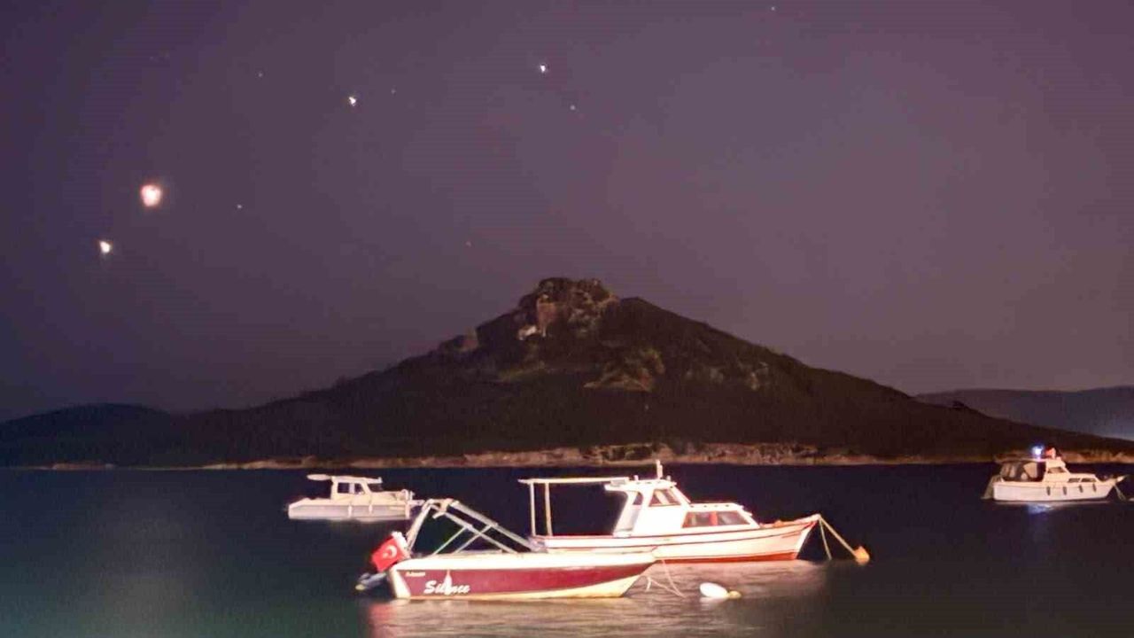 Venüs ve Jüpiter'in nadir kavuşumu Ayvalık'tan gör
