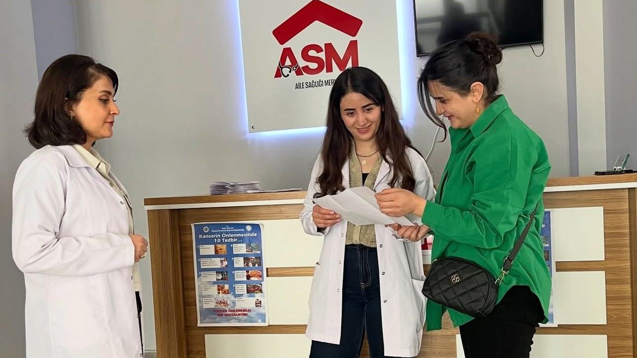 Yüksekova'da vatandaşlara yönelik cilt kanseri farkındalık e