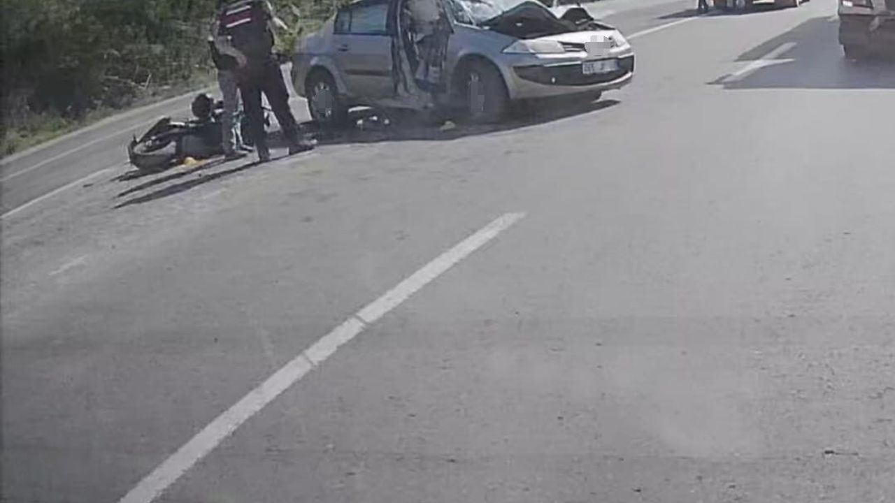 Zonguldak'ta otomobille çarpışan motosikletin sürücüsü hayat