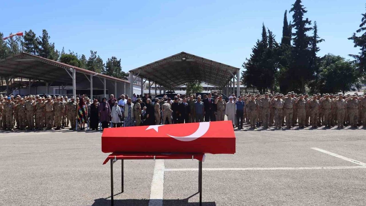 Kilis'te kalp krizi sonucu hayatını kaybeden uzman çavuş için tören düzenlendi