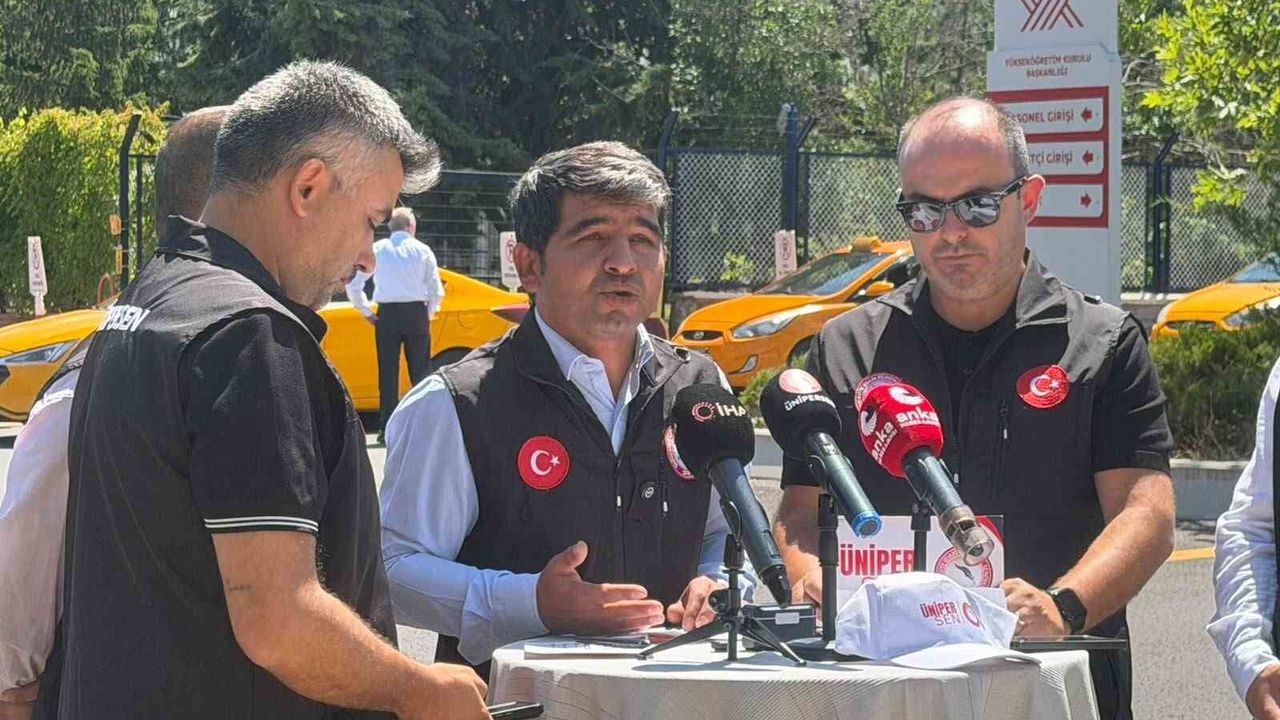 ÜNİPERSEN Başkanı Güzel: (İdari personele tayin ve nakil hakkı) Artık bu yanlıştan dönülmesini istiyoruz'