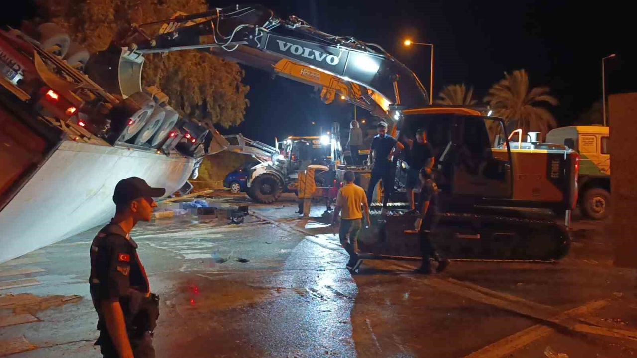 Antalya’da 2 kişinin ölümüyle sonuçlanan tır kazasında kırmızı ışık detayı