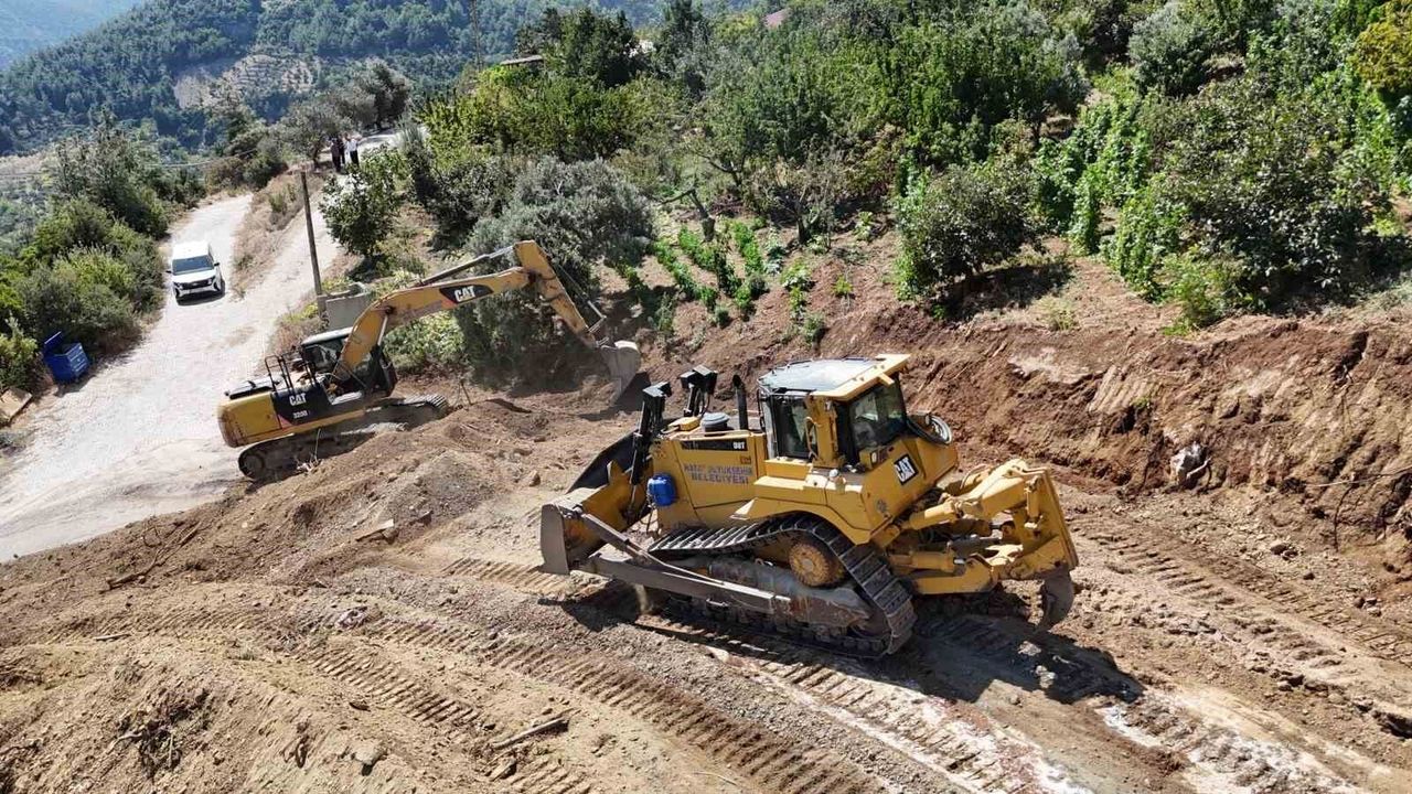 Benlidere’de Ulaşımı Rahatlatacak Yol çalışması Başlatıldı
