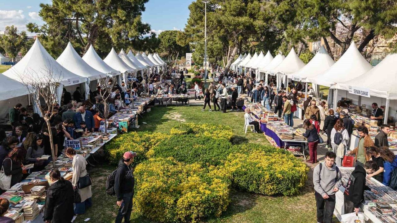 İZKİTAP - 8. İzmir Kitap Fuarı açılıyor