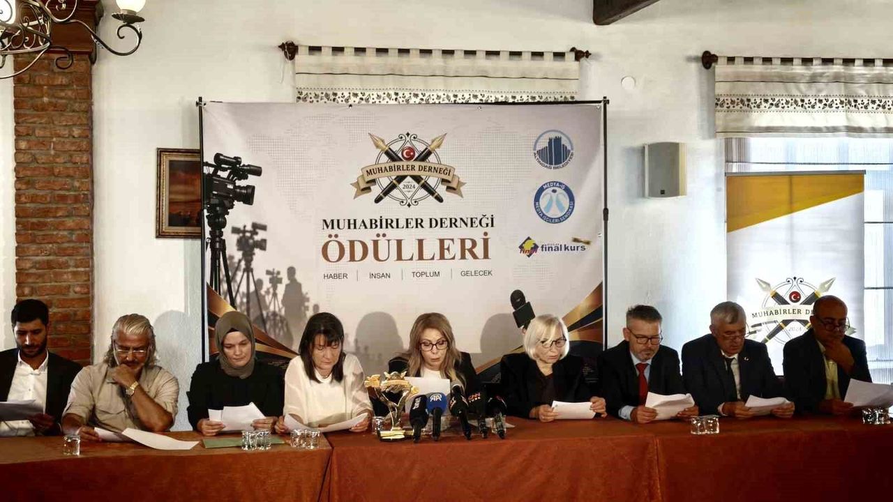 Muhabirler Derneği Ödülleri'nde 2025 yılının kazananları belli oldu: İHA'ya 5 farklı kategoride ödül