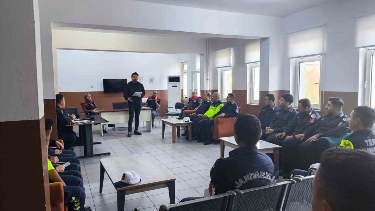 Köşk'te taklit ve tağşiş ürünlerle mücadele için jandarmaya eğitim