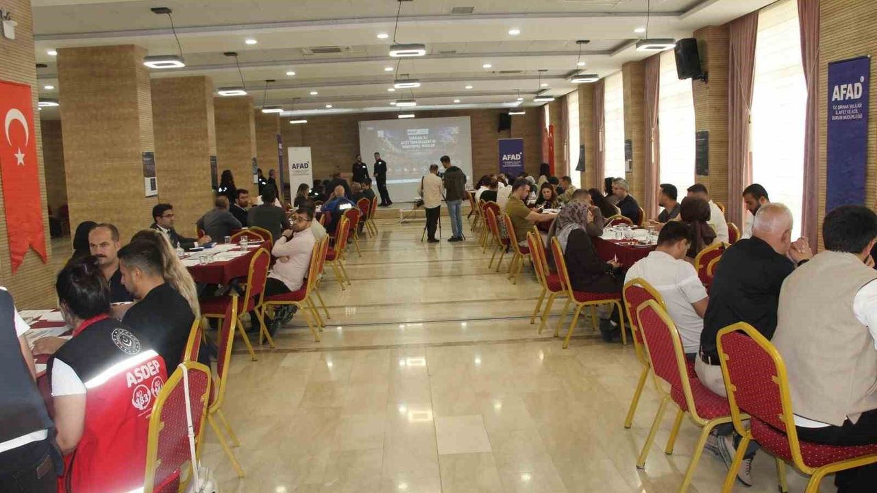 Şırnak'ta Afet Risk Azaltma Planı Çalıştayı düzenlendi