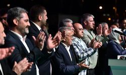 AK Parti Kayseri zaferi coşkuyla kutladı