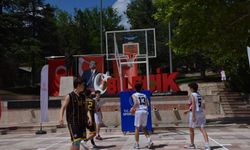 "Sokaklar Bizim" projesi kapsamında 3x3 Basketbol Turnuvası Marmara Bölgesi Finalleri Bilecik’te yapıldı