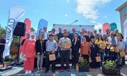 Üreticilere ‘aronia’ fidanı dağıtıldı