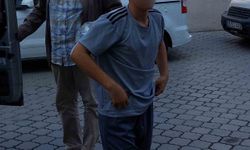 15 yaşındaki çocuk parkta yan bakma yüzünden kan döktü