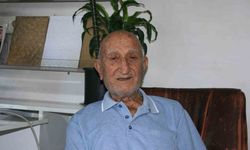 Düzce’nin en eski öğretmeni Mahmut Hoca 99 yaşında hayatını kaybetti
